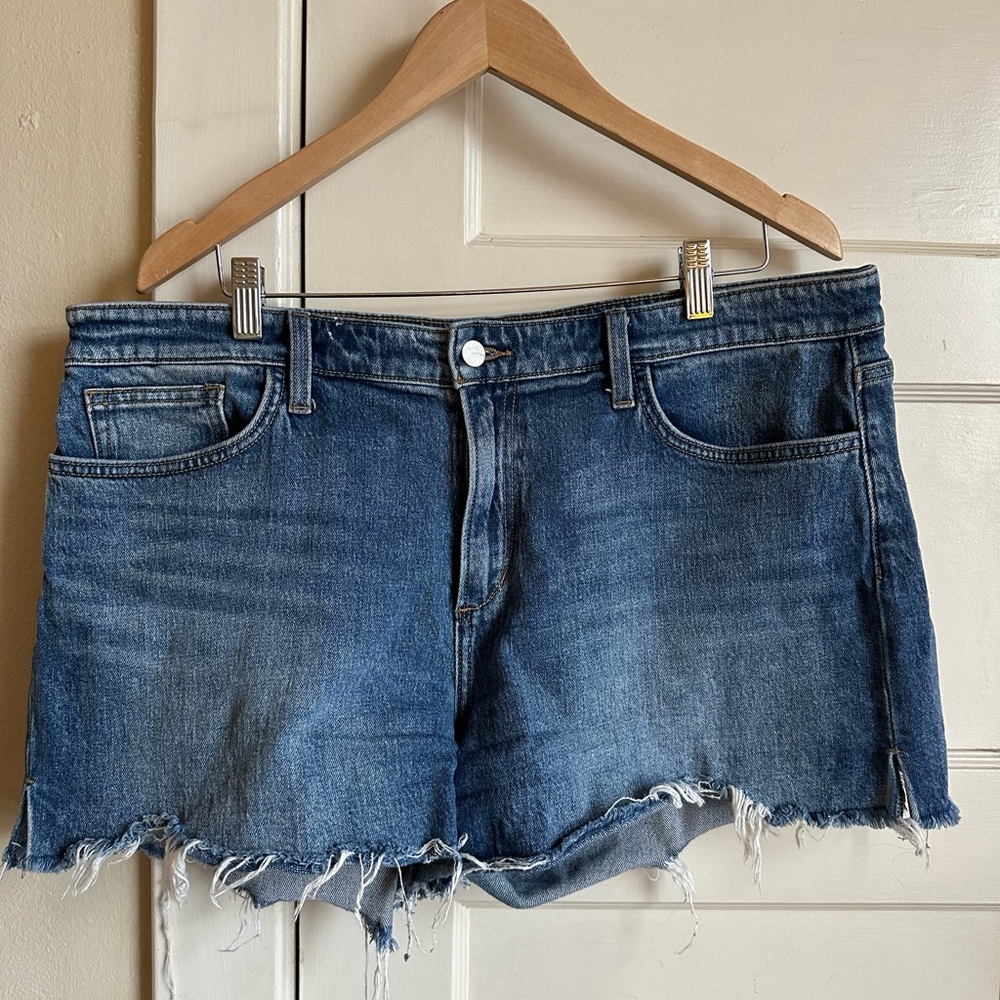 Joe’s Jeans ‘The Ozzie’ Mid-Rise Cut-off Short - 34 - Picture 1 of 6